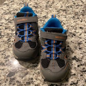 Toddler Merrell Shoes Size 7.5W.  Gently used!